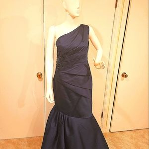 Monique L'Huillier Navy Gown